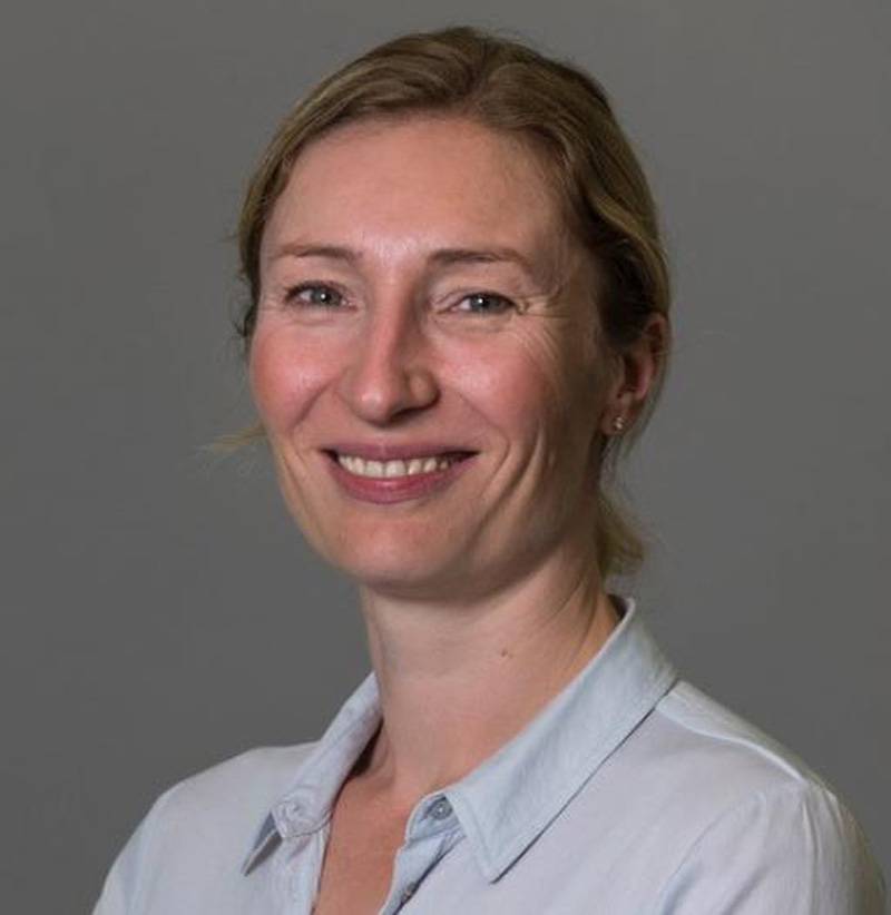Ms Camilla Poulton